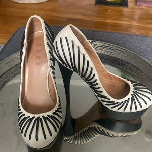 L.A.M.B Ivory Black Laced Stripe Round Toe Pumps